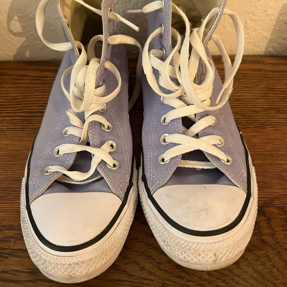LILAC HIGHTOP CONVERSE